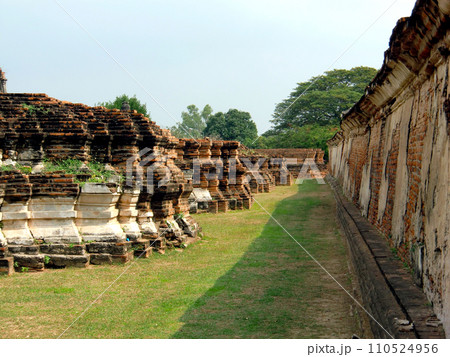 タイ・アユタヤ遺跡・ワットプラマハータート 110524956