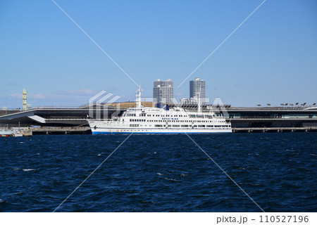 横浜港 横浜港 110527196