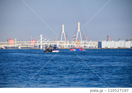 横浜港 110527197