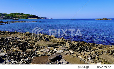 長崎県壱岐市の龍蛇浜（りゅうだはま） 110527972