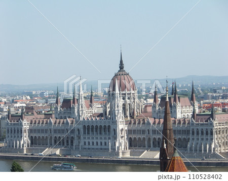 ヨーロッパの街並み 110528402