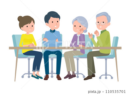 話し合う夫婦とその両親。 話し合う夫婦とその両親。 110535701