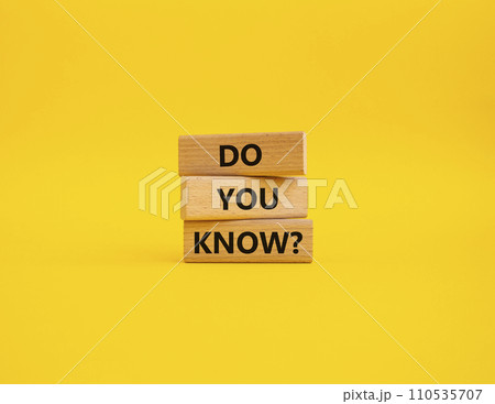 Do you know symbol. Concept word Do you know on wooden cubes. Beautiful yellow background. Business and Do you know concept. Copy space. 110535707