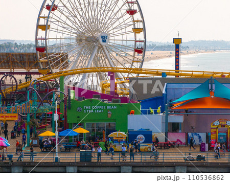 Panoramic view of the Santa Monica Beach and the Pier 110536862