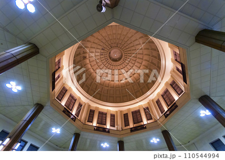 東京駅のドーム天井 改修前 東京駅のドーム天井 改修前 110544994