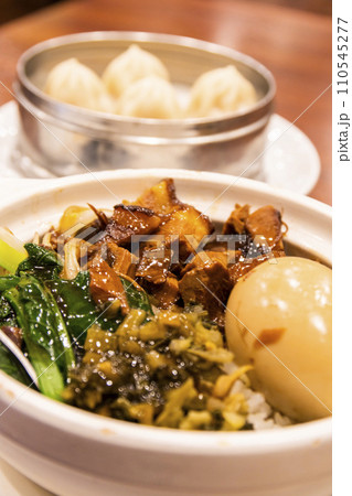 魯肉飯　台湾料理 110545277