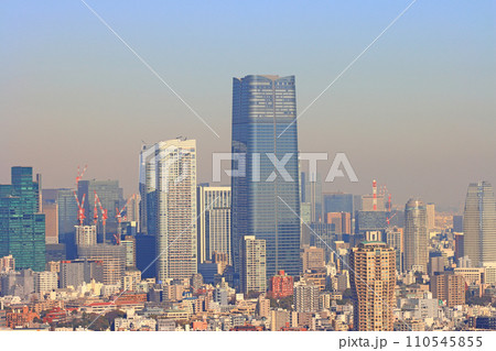 東京都港区、麻布台ヒルズ周辺の風景 東京都港区、麻布台ヒルズ周辺の風景 110545855