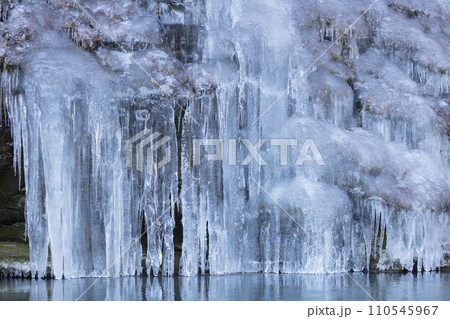 三十槌の氷柱 110545967