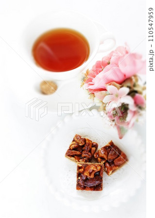 紅茶とミックスナッツのフロランタン 110547959