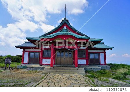 箱根駒ヶ岳山頂の神社 110552078