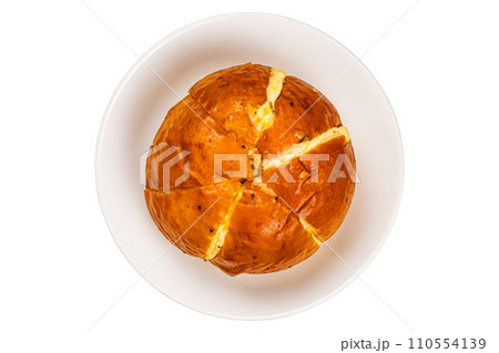 Top view of homemade korean cream cheese garlic bread in white ceramic plate. 110554139