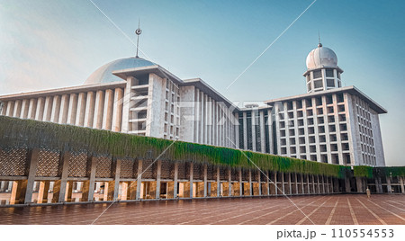 イスティクラル･モスク。インドネシア国立モスク。 110554553