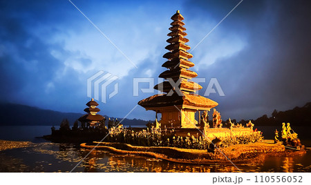 ウルンダヌブラタン寺院 夕方の景色 110556052