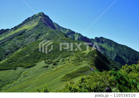 利尻山頂への登山道稜線 利尻山頂への登山道稜線 110556510