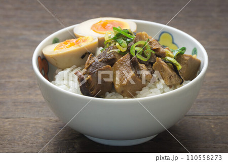 ルーロー飯　魯肉飯 110558273