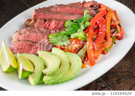 Sizzling Steak Fajitas 110564020