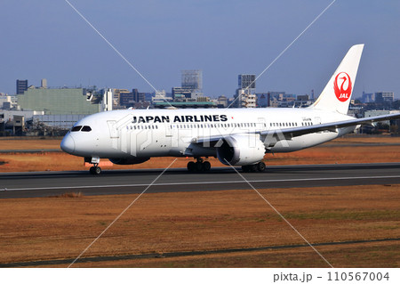 大阪国際空港 JAL 飛行機 離陸態勢 スカイパーク 大阪国際空港 JAL 飛行機 離陸態勢 スカイパーク 110567004