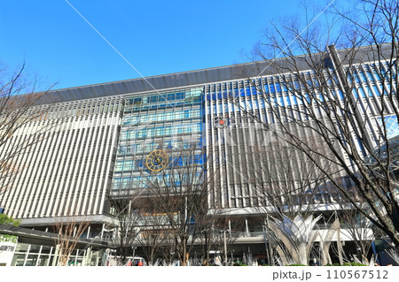 【福岡県】快晴のJR博多駅 110567512
