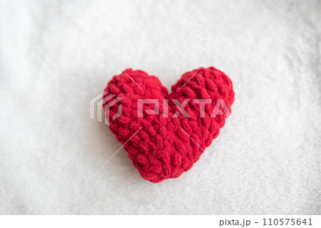 ハートの編み物 110575641