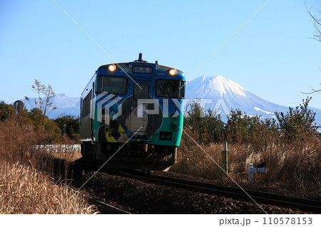 大山と鬼太郎列車 大山と鬼太郎列車 110578153
