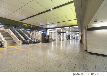 阪急大阪梅田駅 駅構内 阪急大阪梅田駅 駅構内 110578335