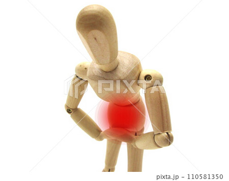 腹痛 110581350
