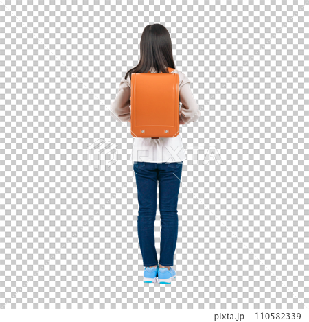 Back view of a female elementary school student standing with a school bag on her back A transparent background photo PNG precisely cut out by hand 110582339