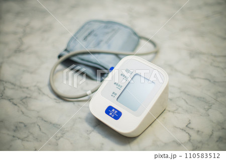 血圧計 血圧記録 健康管理 血圧計 血圧記録 健康管理 110583512