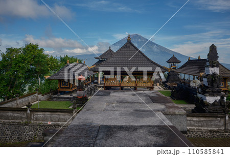 Gate of Heaven Lempuyang Temple in Karangasem Regency, Bali indonesia ,cluster of Bali temples on Mount Lempuyang. 110585841