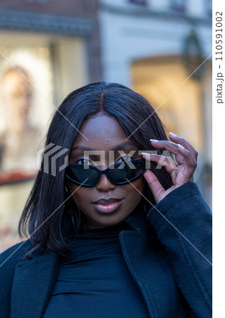 Black Urban Mystery Woman Black Urban Mystery Woman 110591002
