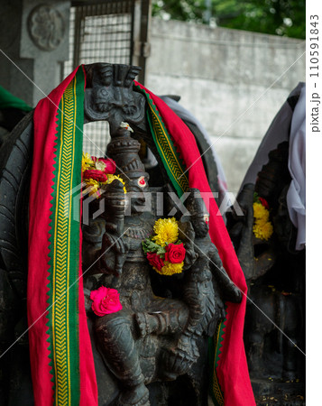 インド_ヒンズー教の寺院の風景 インド_ヒンズー教の寺院の風景 110591843