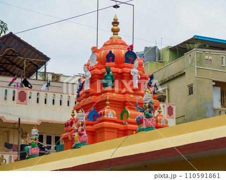 インド_ヒンズー教の寺院の風景 インド_ヒンズー教の寺院の風景 110591861