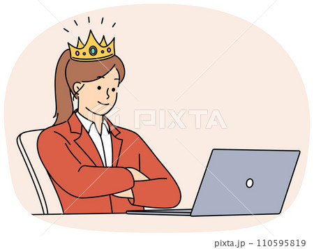 Businesswoman in crown working on laptop 110595819