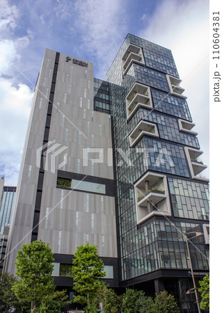 専修大学キャンパス10号館 110604381