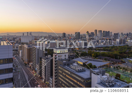 あべのルシアス スカイギャラリーから見た大阪の都市風景 あべのルシアス スカイギャラリーから見た大阪の都市風景 110608051