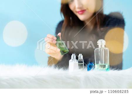 ビューティー　化粧品　女性 110608285