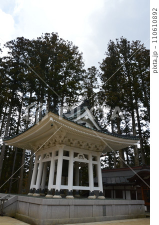 大塔の鐘･白鐘楼（壇上伽藍･高野山／和歌山県伊都郡高野町高野山） 110610892