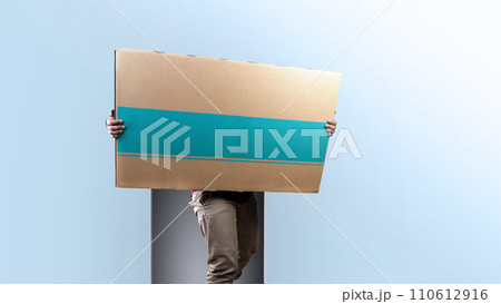 People come out from the mobile phone screen carrying large packets for delivery People come out from the mobile phone screen carrying large packets for delivery 110612916