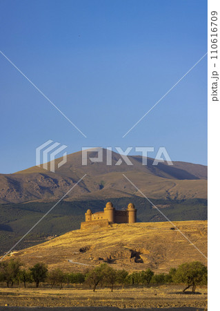 La Calahorra castle with Sierra Nevada, Andalusia, Spain 110616709
