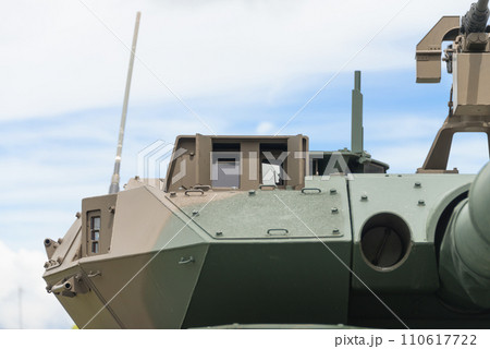 陸上自衛隊16式機動戦闘車砲手用潜望鏡 陸上自衛隊16式機動戦闘車砲手用潜望鏡 110617722