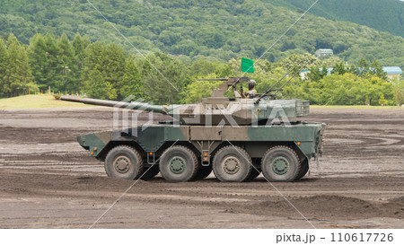 陸上自衛隊16式機動戦闘車側面 110617726