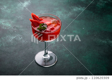 Fresh watermelon cocktail or mocktail Fresh watermelon cocktail or mocktail 110620309