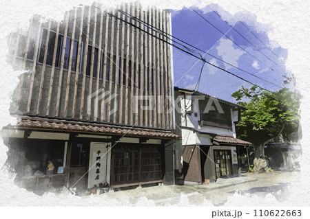 水彩画風　三国湊　三国湊きたまえ通りの町並み　福井県坂井市 110622663