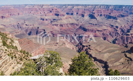 グランドキャニオン　サウスリム風景 110629603