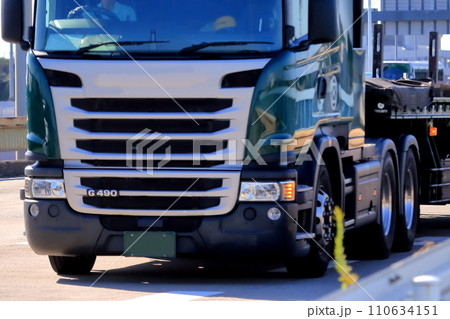 トレーラートラック　イメージ 110634151