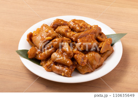 牛ホルモン　こてっちゃん　こく味噌味　焼肉用 110635649