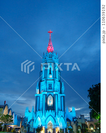 インドバンガロール_セント・メアリーズ・バシリカ教会の風景 110639192