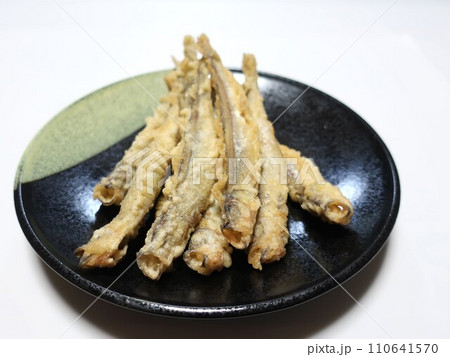 子持ちししゃものおいしい天ぷら 子持ちししゃものおいしい天ぷら 110641570