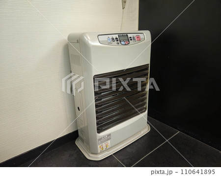 白い石油ヒーター 白い石油ヒーター 110641895