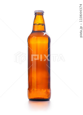 Bottle of beer isolated on white background. 110644374